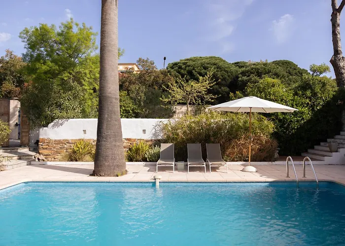 فيلة Luxury Family Villa With Large Pool, Garden & Outdoor Dining Near Beach, Domaine L'Oiseau Bleu In Sainte-Maxime