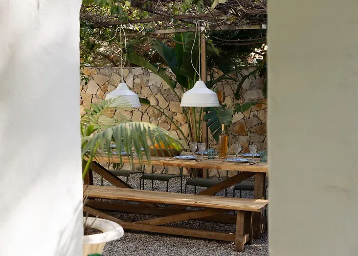 Luxury Family Villa With Large Pool, Garden & Outdoor Dining Near Beach, Domaine L'Oiseau Bleu In Sainte-Maxime * سانت ماكسيم