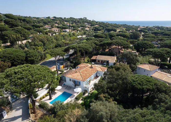Luxury Family Villa With Large Pool, Garden & Outdoor Dining Near Beach, Domaine L'Oiseau Bleu In Sainte-Maxime *