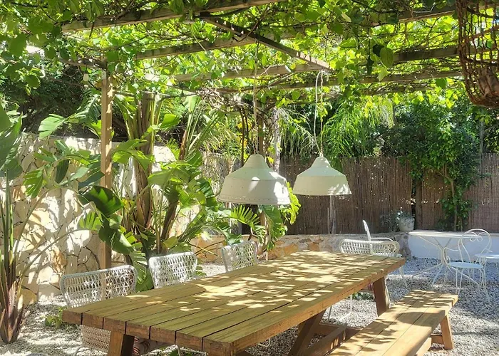 Βίλα Luxury Family Villa With Large Pool, Garden & Outdoor Dining Near Beach, Domaine L'Oiseau Bleu In Sainte-Maxime