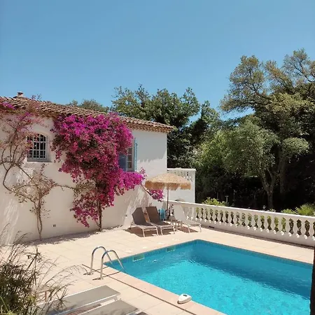 Luxury Family With Large Pool, Garden & Outdoor Dining Near Beach, Domaine L'oiseau Bleu In Villa *
