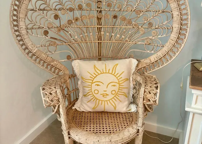 Vila Luxury Family Villa With Large Pool, Garden & Outdoor Dining Near Beach, Domaine L'Oiseau Bleu In Sainte-Maxime